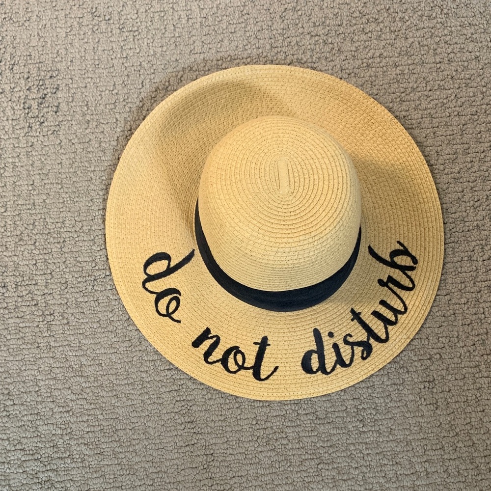Stylish Tan Sun Hat with Black Band